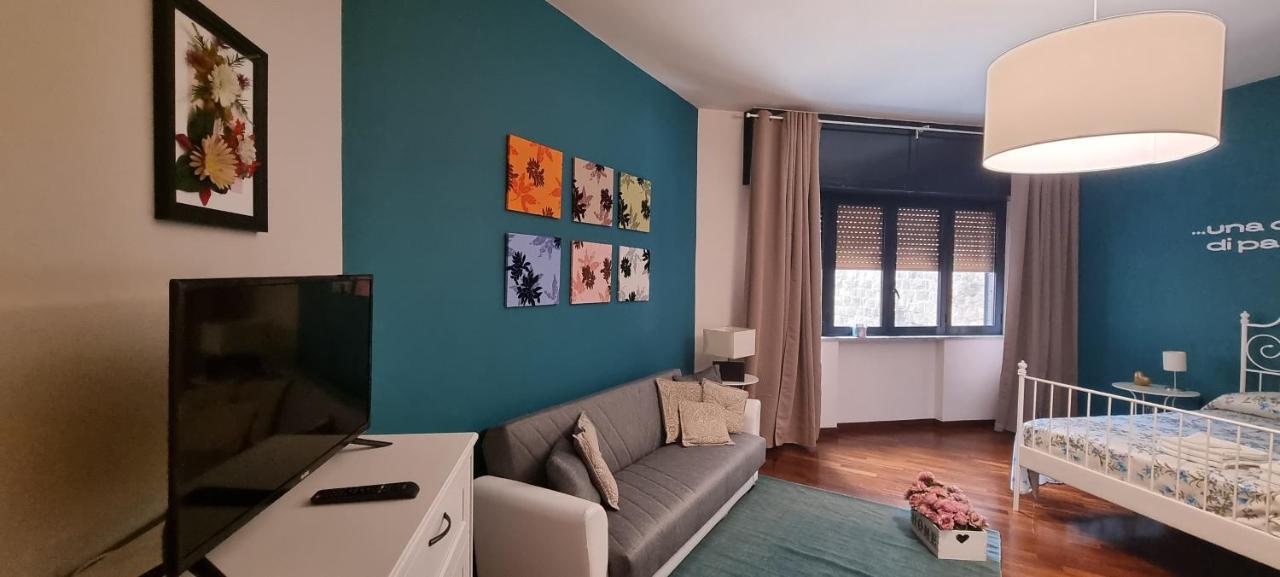 Via Battisti 109 Apartment กาแซร์ตา ภายนอก รูปภาพ