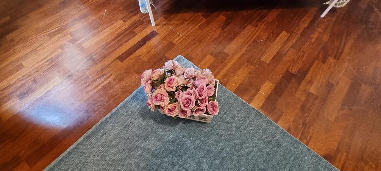 Via Battisti 109 Apartment กาแซร์ตา ภายนอก รูปภาพ