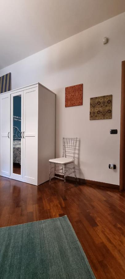 Via Battisti 109 Apartment กาแซร์ตา ภายนอก รูปภาพ