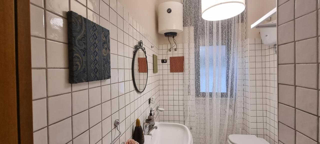 Via Battisti 109 Apartment กาแซร์ตา ภายนอก รูปภาพ
