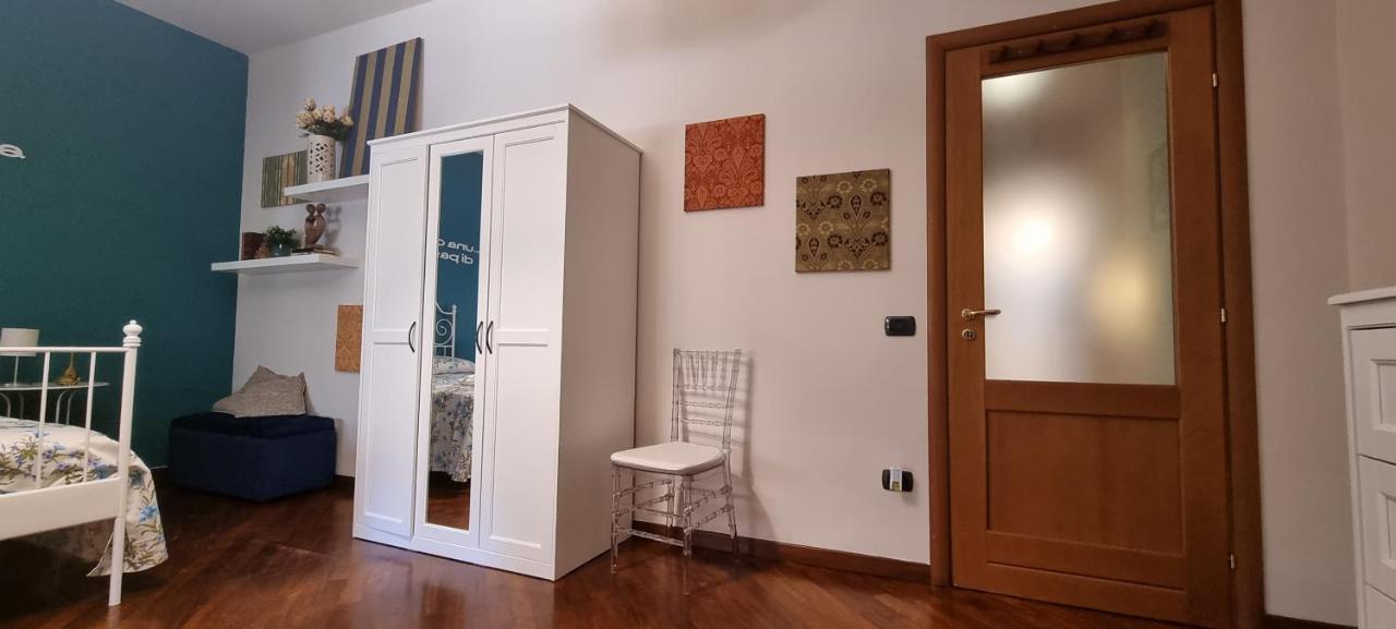 Via Battisti 109 Apartment กาแซร์ตา ภายนอก รูปภาพ